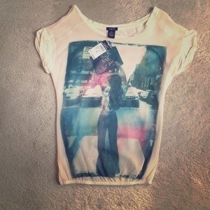 New Rue21 semi-sheer Sparkly Graphic Top S